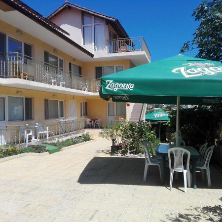 ביאלה Eleonor Guest House מראה חיצוני תמונה